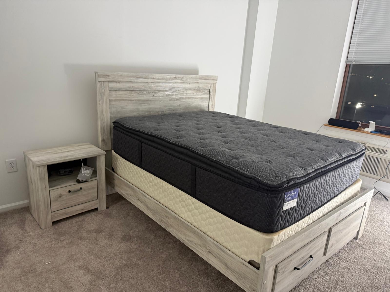 Residential furniture assembly